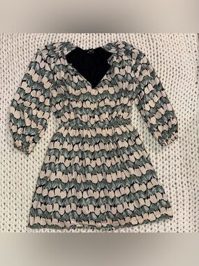 Women’s Floral Pattern Long Sleeve Dress